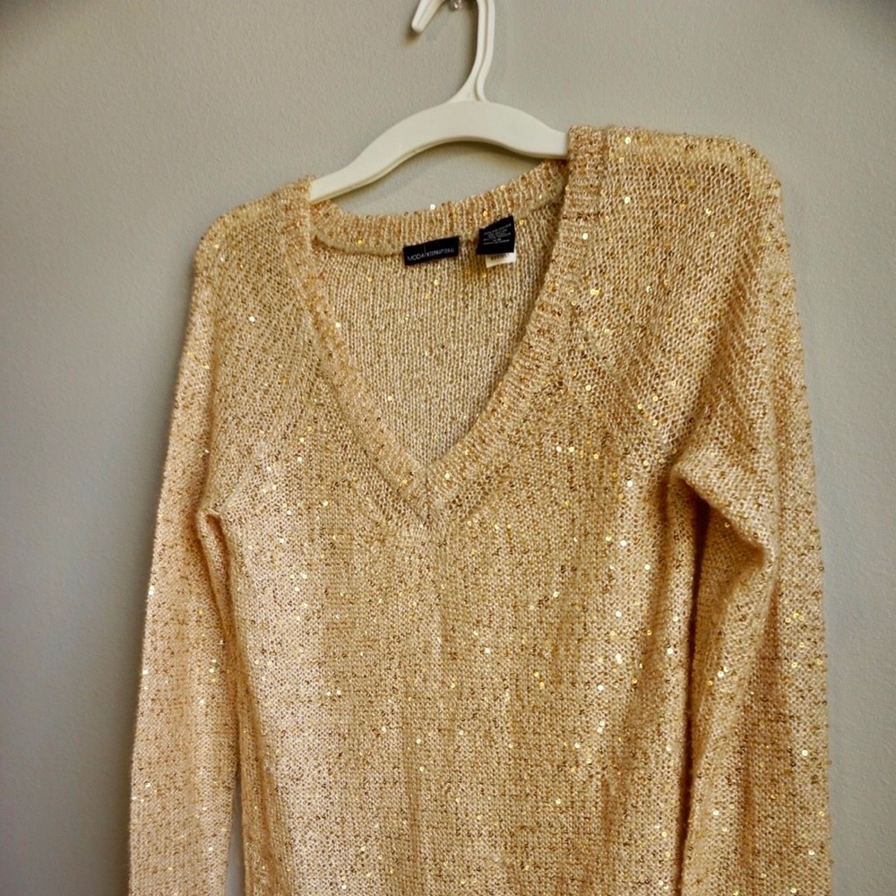 Sequence sweater